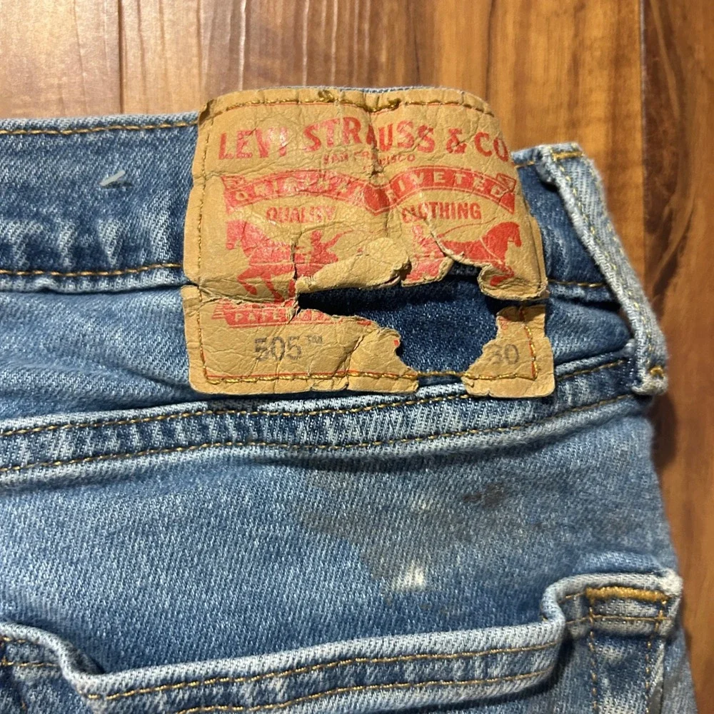 Levis 505 Regular Fit Blue Jeans Mens 34x30 Distressed Paint Splatter Thrashed